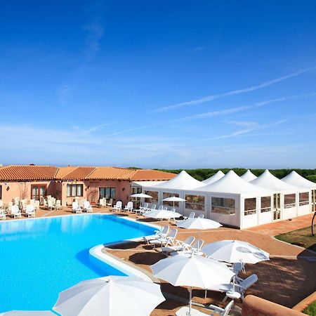 Borgo Dei Pescatori Hotel Aglientu Bagian luar foto