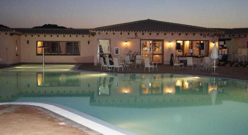 Borgo Dei Pescatori Hotel Aglientu Bagian luar foto