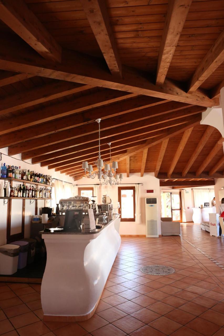 Borgo Dei Pescatori Hotel Aglientu Bagian luar foto