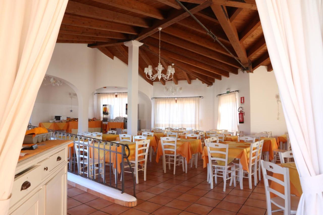 Borgo Dei Pescatori Hotel Aglientu Bagian luar foto